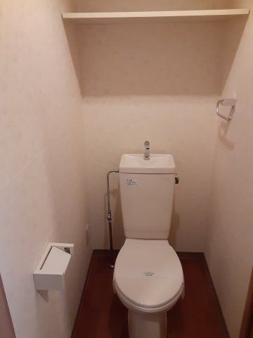 スプリングライトのトイレ写真