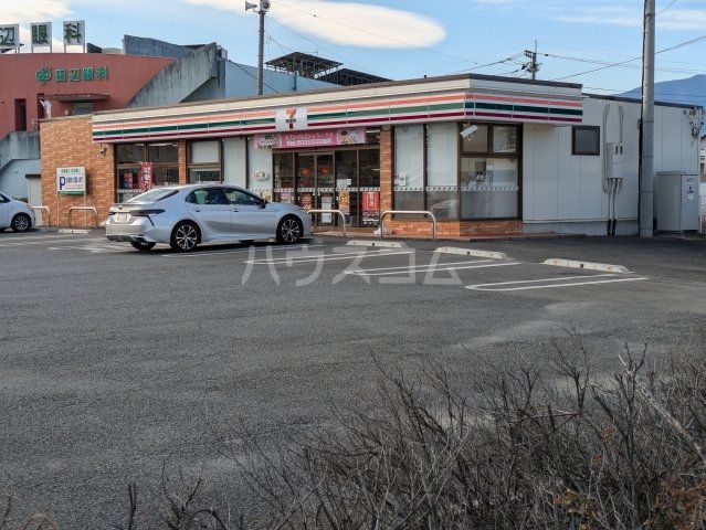 コンビニ　セブンイレブン 甲斐西八幡店（コンビニ）まで166m