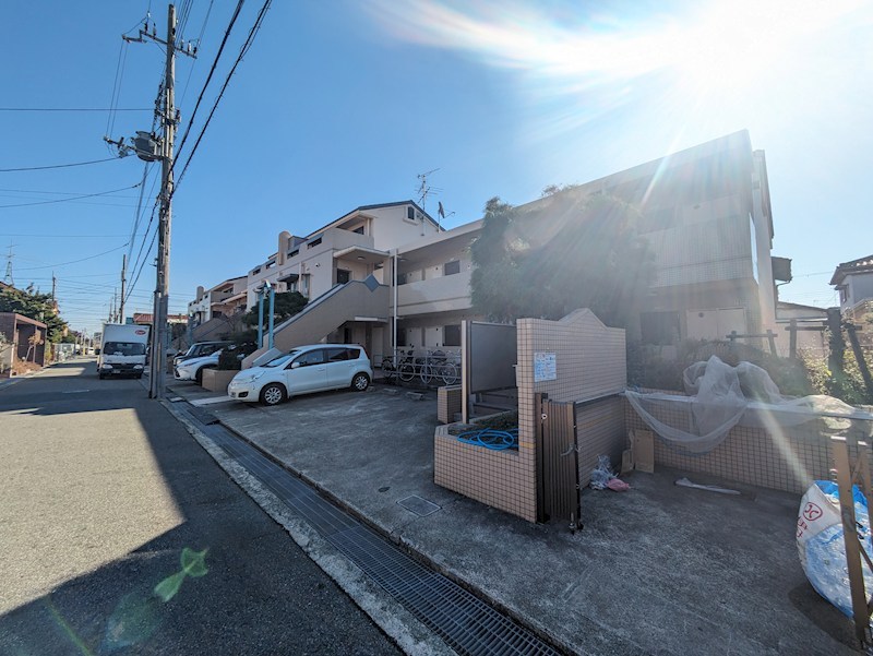 ラポール新伊丹の外観写真
