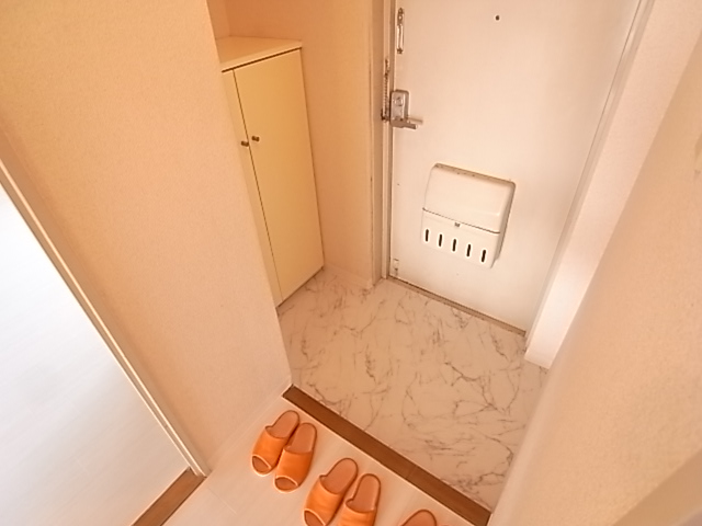 藤喜マンションの玄関写真