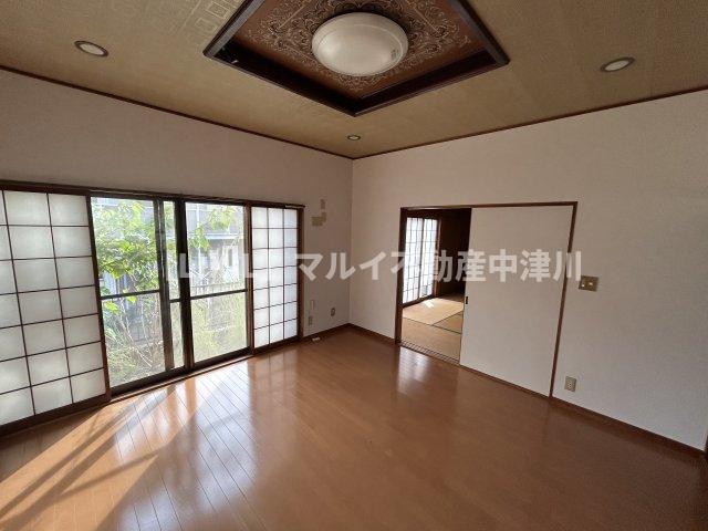 中津川貸家の居間写真