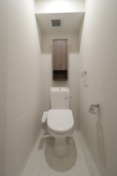 上越新幹線 長岡駅 徒歩8分 3階建 築1年のトイレ写真