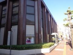 銀行　萩山口信用金庫湯田支店（銀行）まで859m
