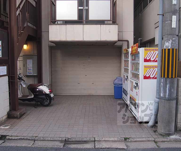 ボックス七条の外観写真