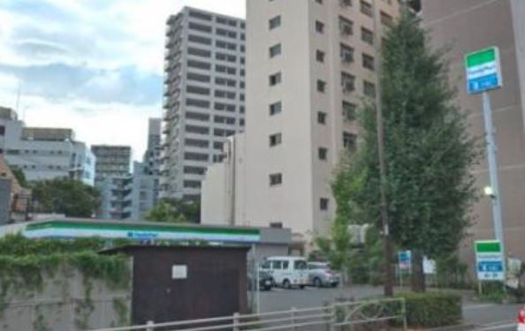 コンビニ　ファミリーマート品川平塚店（コンビニ）まで233m