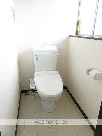 西荘ビルのトイレ写真