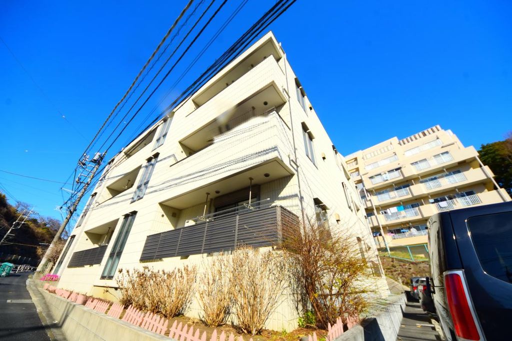 Asterの外観写真