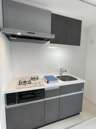 キッチン　※写真は同じマンションの違う部屋のものになります。