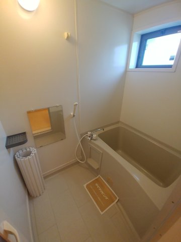 セジュール千田イーストの風呂写真