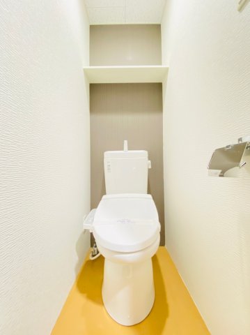 地下鉄箱崎線 貝塚駅 徒歩15分 15階建 築11年のトイレ写真