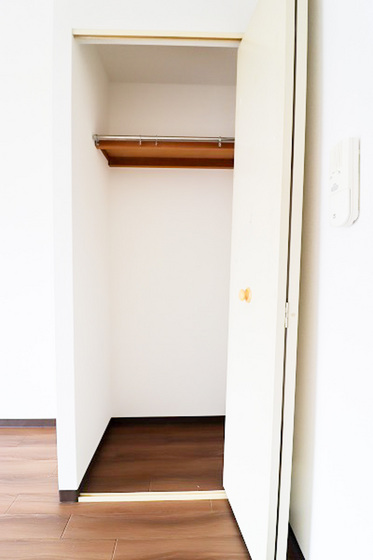 収納　※別部屋の写真です