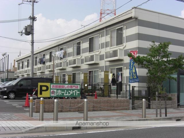 レオパレス門真みなみAの外観写真