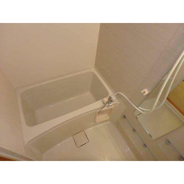 バス・シャワールーム　バス・トイレ別