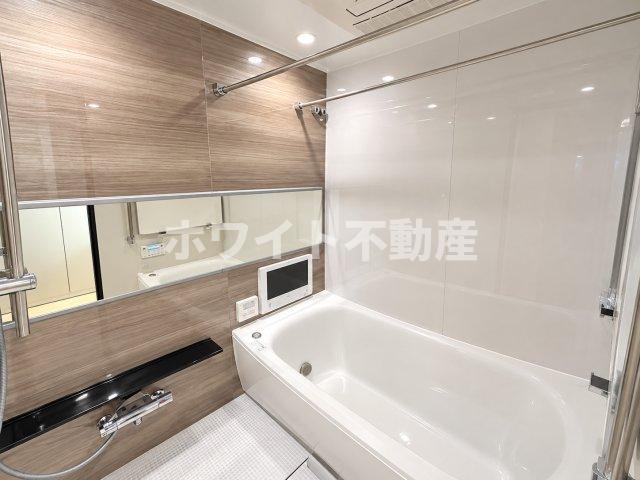 地下鉄谷町線 谷町九丁目駅 徒歩1分 15階建 築5年の風呂写真