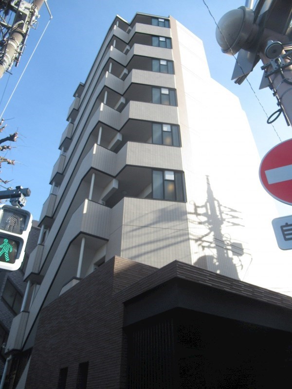西武新宿線 都立家政駅 徒歩4分 築8年