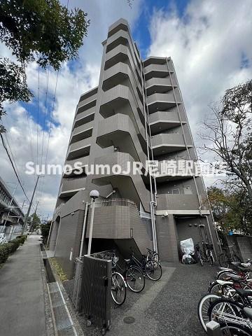 建物外観　外はこのようになっています