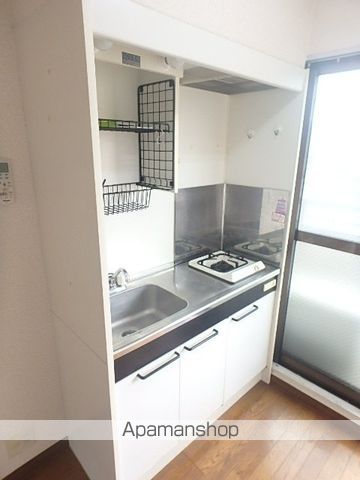 ＪＲ常磐線 綾瀬駅 徒歩10分 5階建 築33年のキッチン写真
