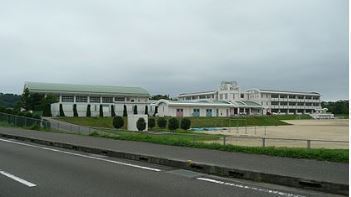 中学校　宮崎市立加納中学校（中学校）まで1479m