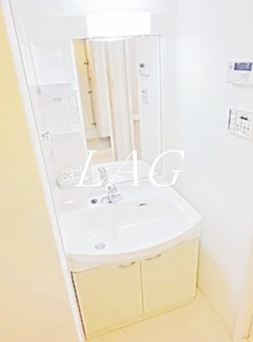 洗面設備　洗面台です。