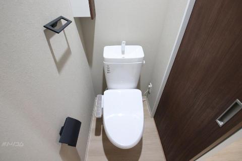 トイレ　シャワー付トイレ