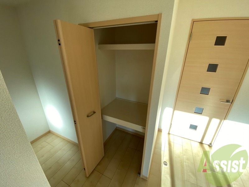 収納　収納もバッチリあるのでお部屋が片付きますよ！