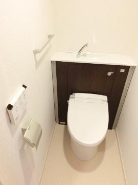 トイレ　トイレ
