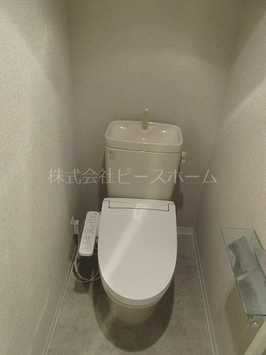 トイレ　※別号室参考写真