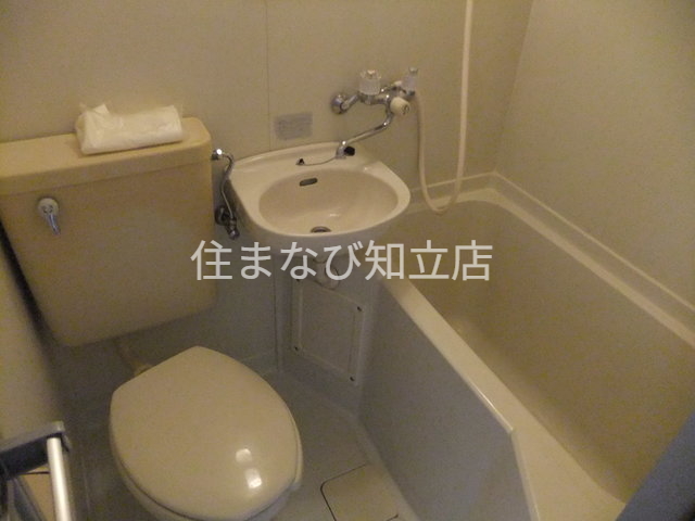 バス・シャワールーム　同型別部屋写真