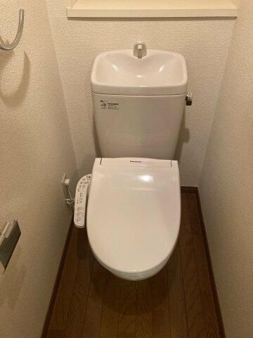 トイレ　■洋室■クローゼット収納
