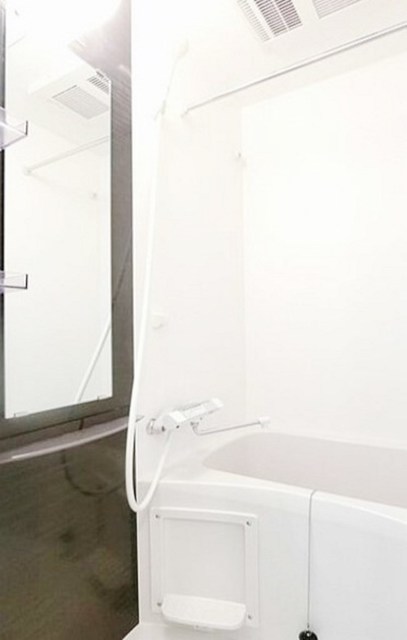 バス・シャワールーム　別部屋同仕様タイプ