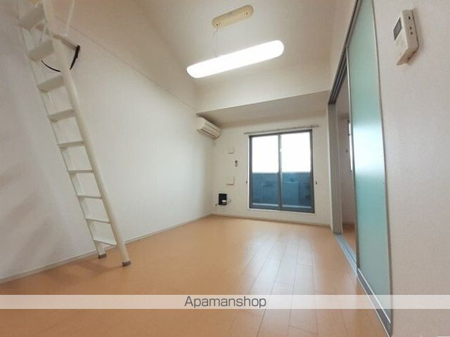 ＪＲ東海道本線 稲沢駅 徒歩27分 2階建 築16年の居間写真