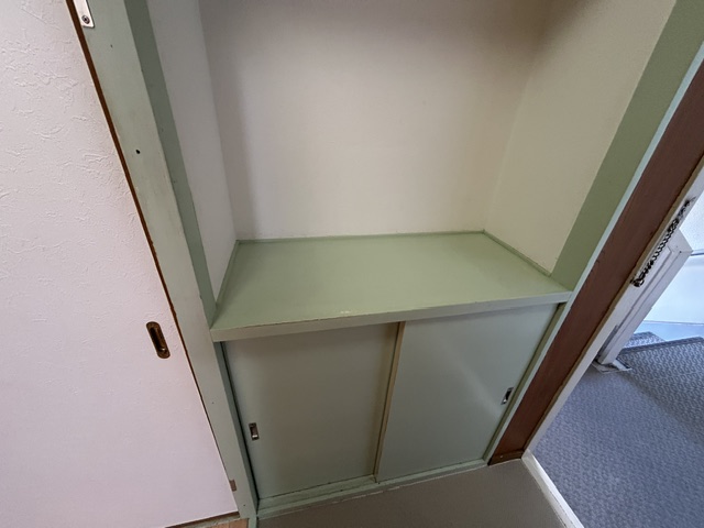 育英ハイツの内装写真