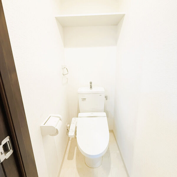 地下鉄桜通線 桜山駅 徒歩5分 10階建 築10年のトイレ写真