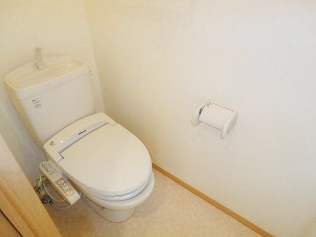 トイレ　★お部屋探しは株式会社タウンハウジング東京まで★