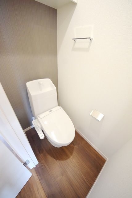 エルスタンザ綾瀬DEUXのトイレ写真