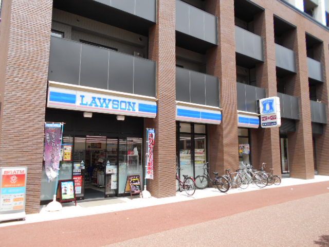 コンビニ　ローソン博多築港本町店（コンビニ）まで139m