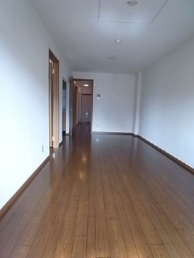 グランパルテールの居間写真