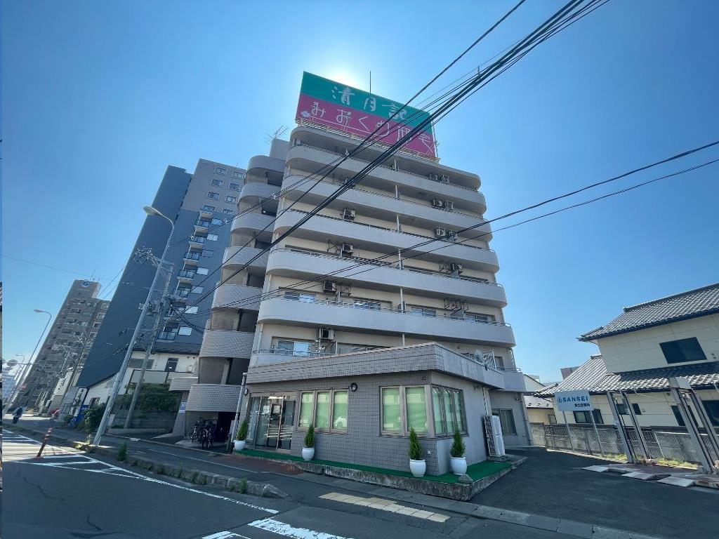 建物外観　「メイ・パストラル」外観写真