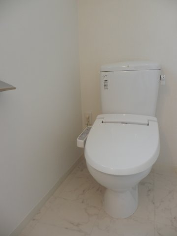 トイレ　トイレもきれいです