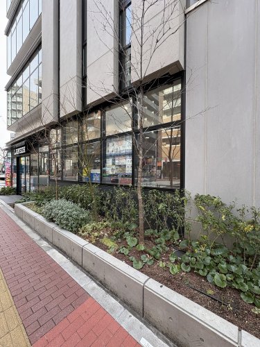 コンビニ　ローソン品川東五反田二丁目店（コンビニ）まで394m