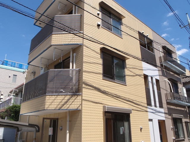 建物外観　クルーセ豊玉　練馬区豊玉北3