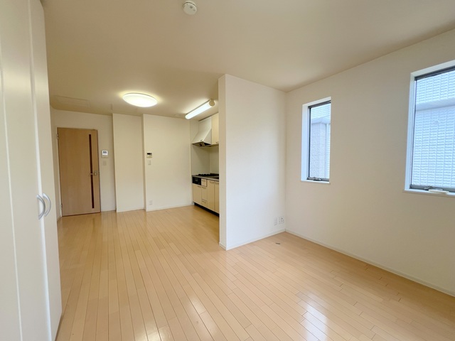 その他部屋・スペース　★明るいフローリングの角部屋です★