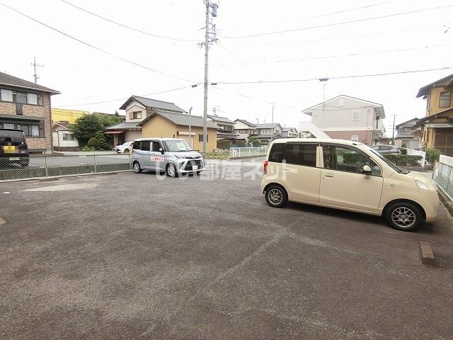 【シティハイムKOMORIの駐車場】