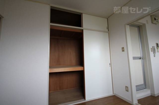 収納　収納スペース