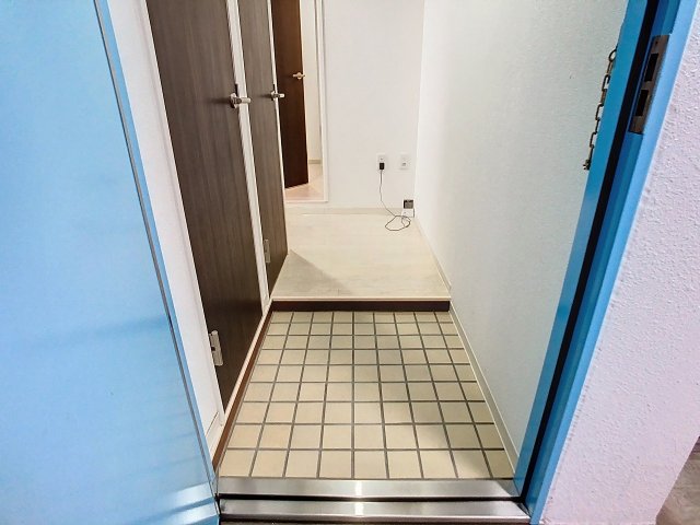 玄関　2025年11月撮影