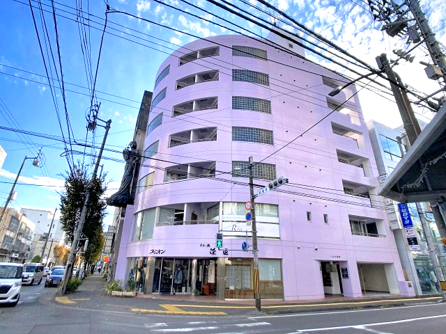 建物外観　2025年11月撮影