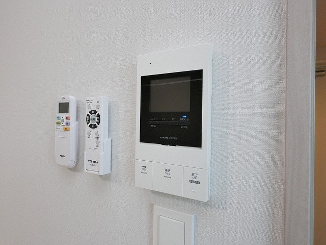 セキュリティ　防犯面に配慮したＴＶモニターホン付きです！