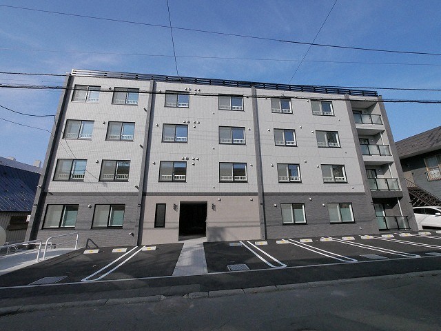 建物外観　☆物件名【コンフォート厚別】とお伝えください！