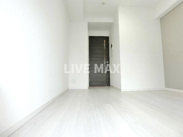 居室・リビング　別号室参考写真