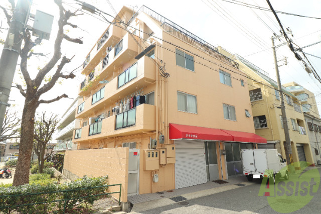 神戸市灘区記田町のマンションの建物外観
